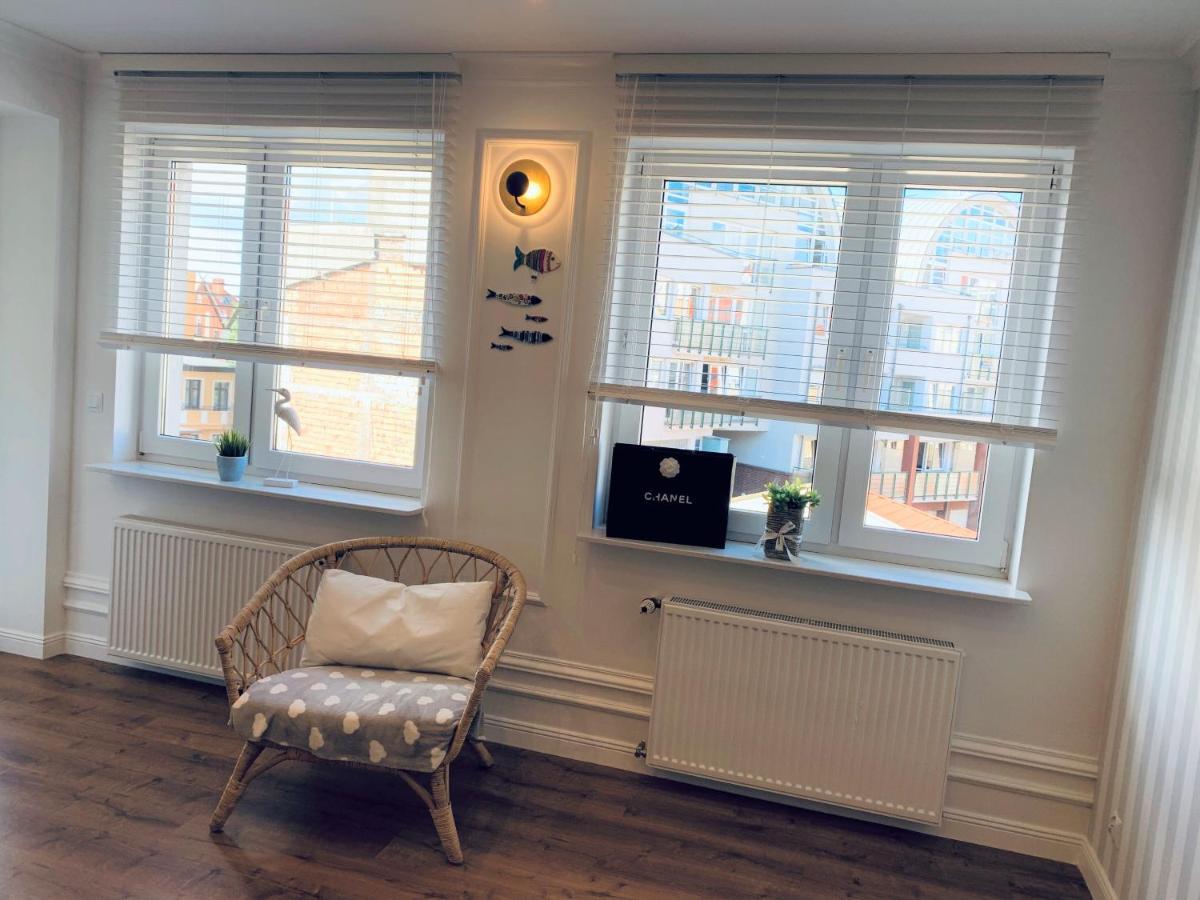 Apartament Biala Sowa - Weisse Eule Apartment Kolobrzeg Bagian luar foto